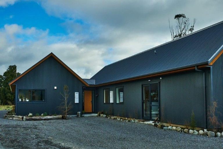 Photo of property in 2 Williams Drive, Fox Glacier, 7886