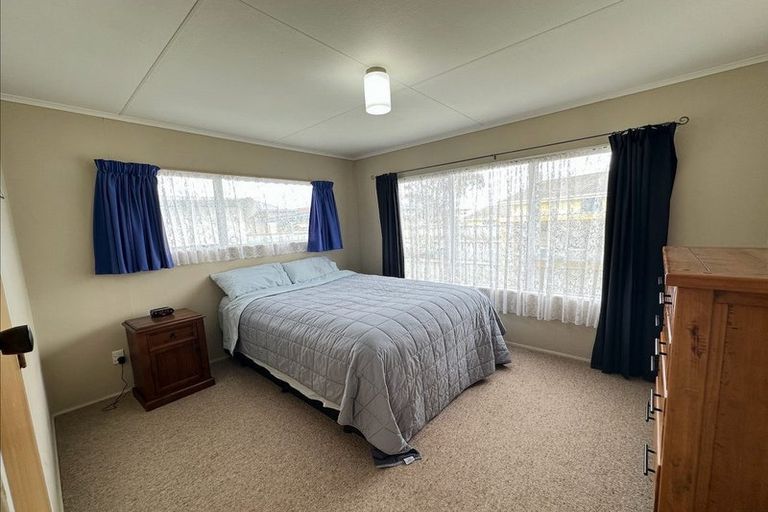 Photo of property in 33b Sunnyvale Street, Bell Block, New Plymouth, 4312
