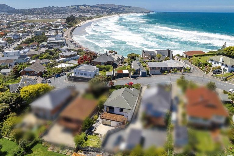 Photo of property in 28 Cliffs Road, Saint Clair, Dunedin, 9012