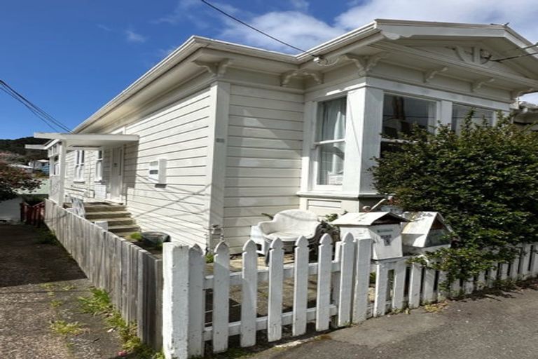 Photo of property in 11 Owen Street, Newtown, Wellington, 6021