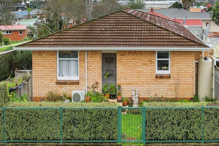 Photo of property in 156 Brady Street, Te Awamutu, 3800