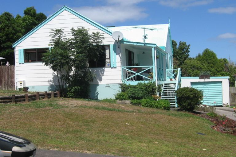 Photo of property in 48 Pemberton Avenue, Bayview, Auckland, 0629