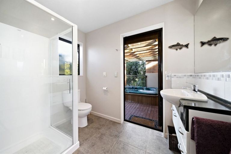 Photo of property in 4 Mary Lane, Lake Hawea, Wanaka, 9382