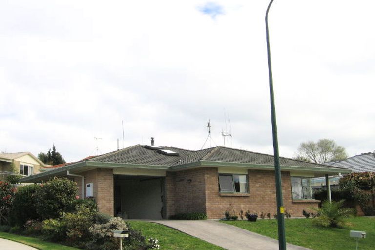 Photo of property in 18 Sunvale Place, Gate Pa, Tauranga, 3112
