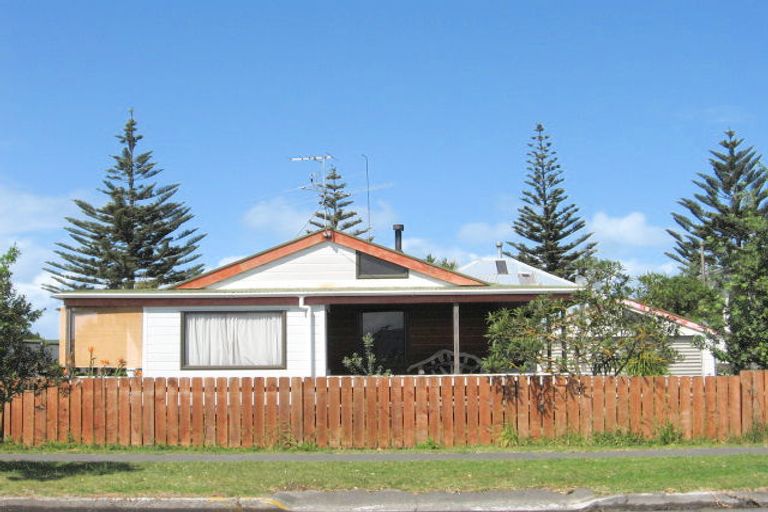 Photo of property in 62 Salisbury Road, Awapuni, Gisborne, 4010