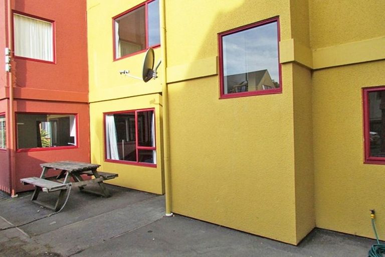 Photo of property in 12/783 Great King Street, North Dunedin, Dunedin, 9016