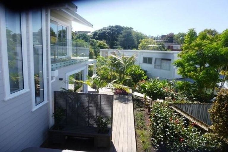Photo of property in 24 Bevyn Street, Castor Bay, Auckland, 0620
