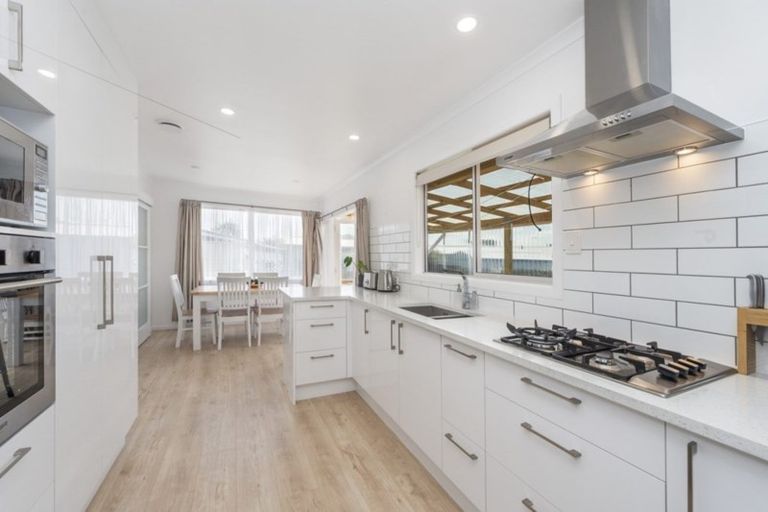 Photo of property in 22 Filmer Place, Melville, Hamilton, 3206