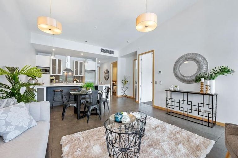 Photo of property in Urbis Apartments, 4/5 Raroa Road, Hutt Central, Lower Hutt, 5010