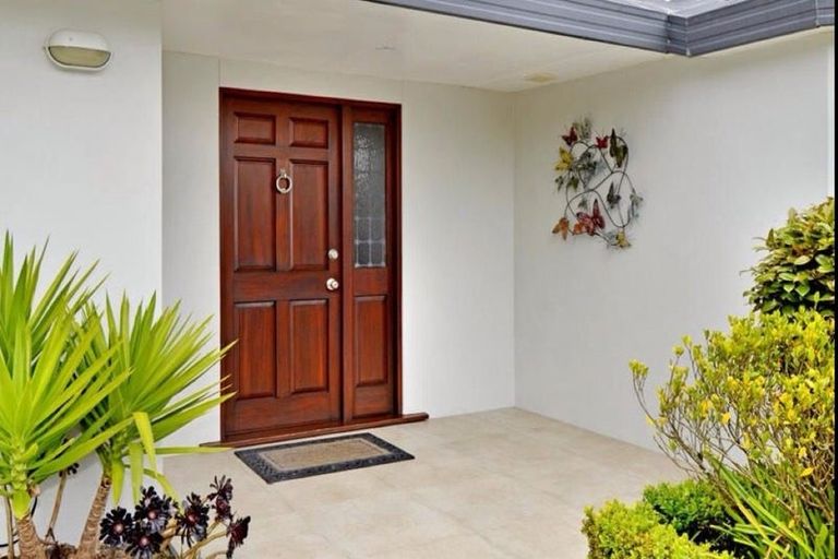 Photo of property in 2 Rimu Rise, Albany, Auckland, 0632