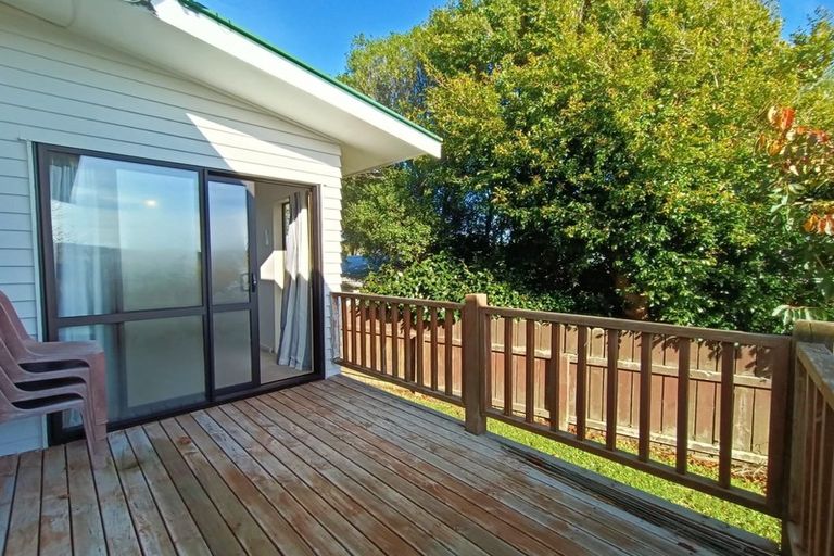 Photo of property in 125 Mark Avenue, Grenada Village, Wellington, 6037