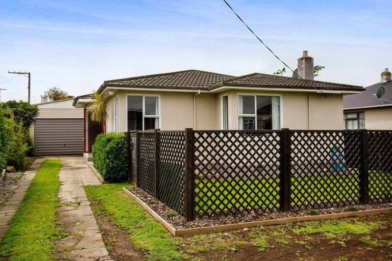 Photo of property in 12 Walsh Road, Westown, New Plymouth, 4310