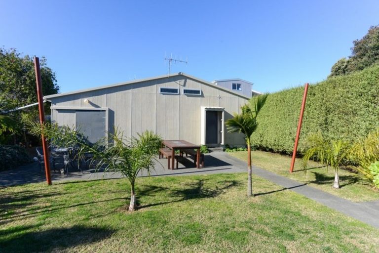 Photo of property in 42 Le Quesne Road, Bay View, Napier, 4104