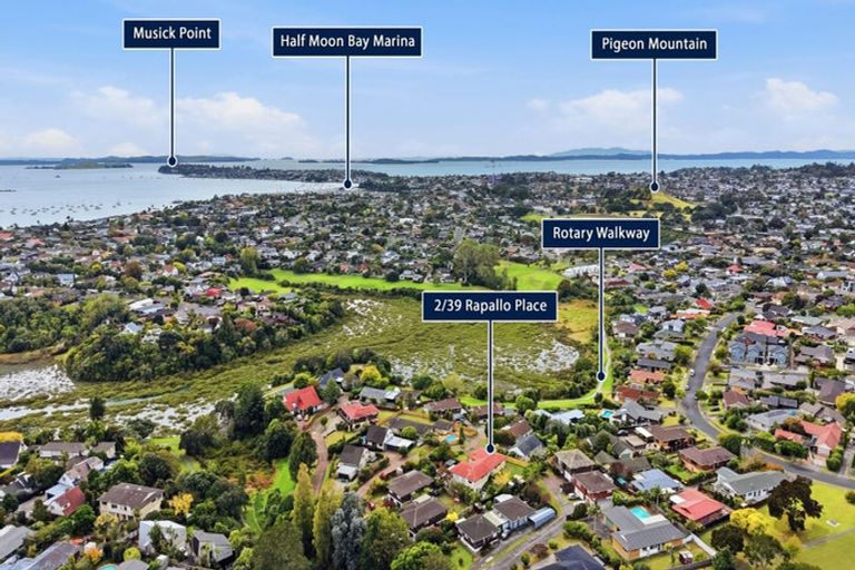 Photo of property in 2/39 Rapallo Place, Farm Cove, Auckland, 2012