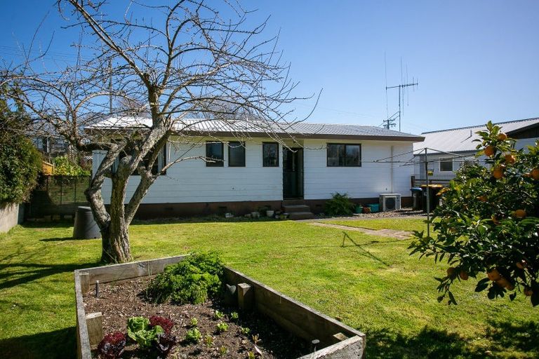 Photo of property in 16 Goldsmith Street, Leamington, Cambridge, 3432