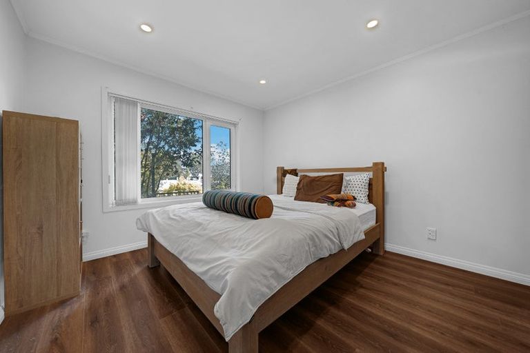 Photo of property in 3/1 Ribblesdale Road, Henderson, Auckland, 0612