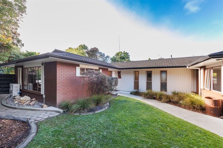 Photo of property in 15 Long Melford Road, Awapuni, Palmerston North, 4412