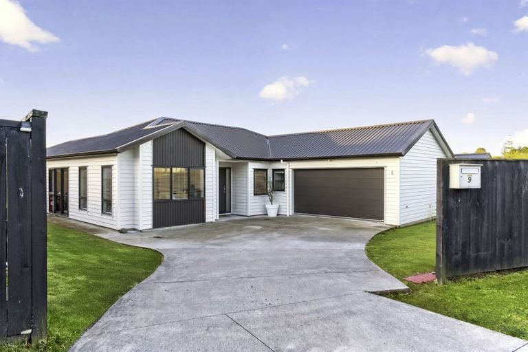Photo of property in 9 Pukemarino Road, Waimauku, 0812