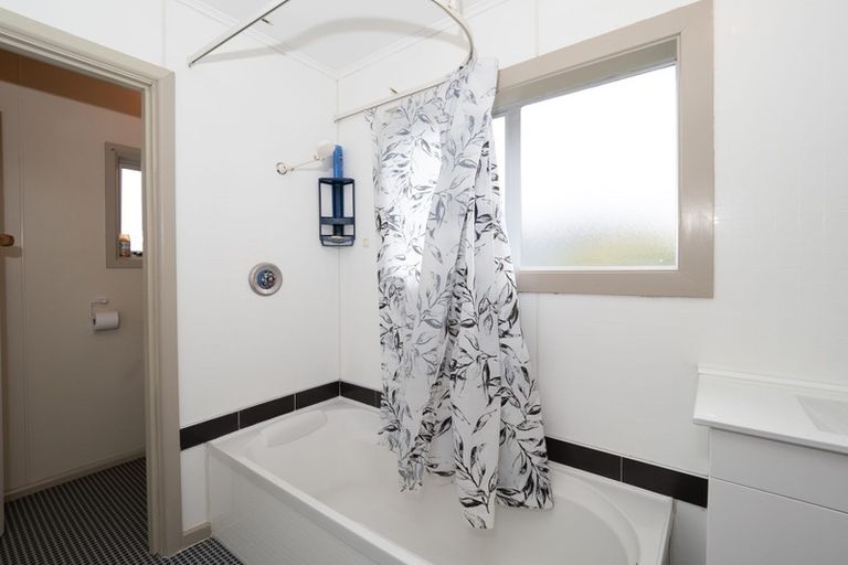 Photo of property in 116 Rolleston Street, Rakaia, 7710