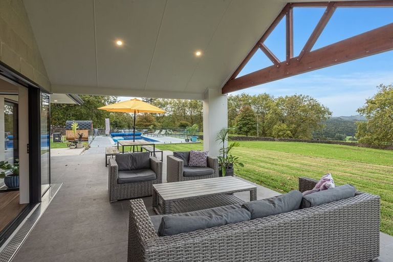 Photo of property in 747 Ngunguru Road, Glenbervie, Whangarei, 0173