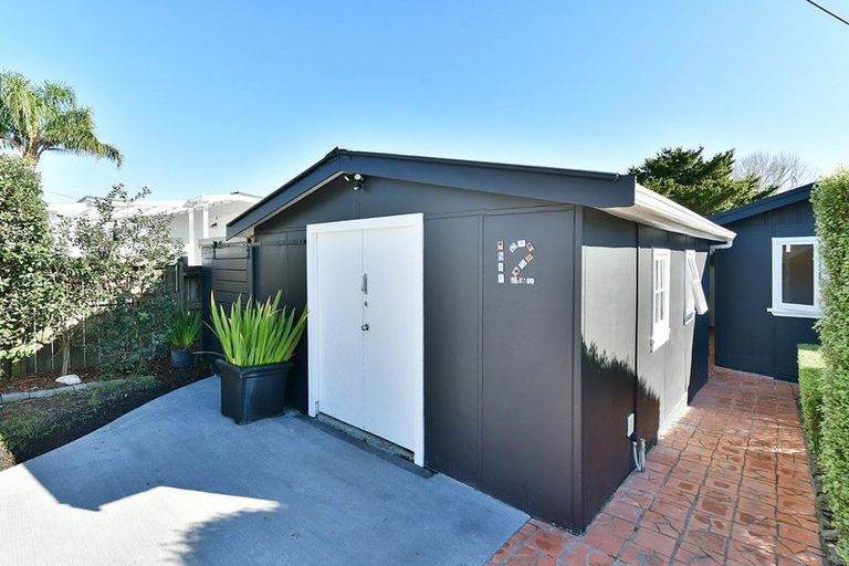 Photo of property in 12 Foster Crescent, Snells Beach, 0920