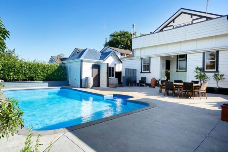 Photo of property in 19 Jull Street, Napier South, Napier, 4110