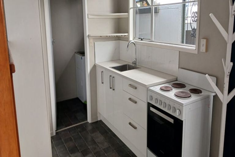 Photo of property in 109a Mokoia Road, Birkenhead, Auckland, 0626