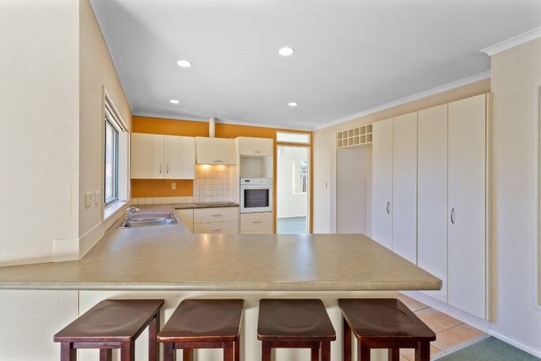 Photo of property in 8 Trossach Place, Wattle Downs, Auckland, 2103