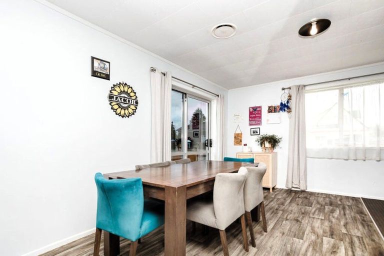 Photo of property in 2a Mathew Street, Dannevirke, 4930