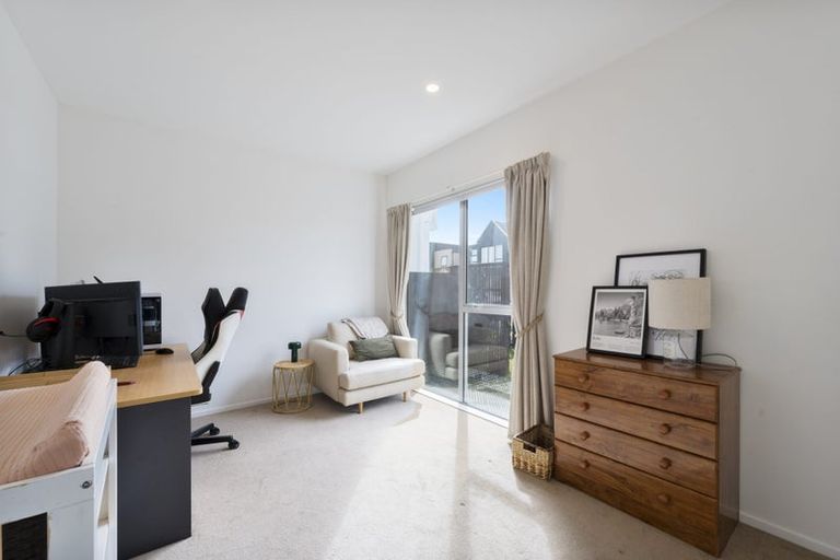 Photo of property in 103 Waekahu Road, Westgate, Auckland, 0814