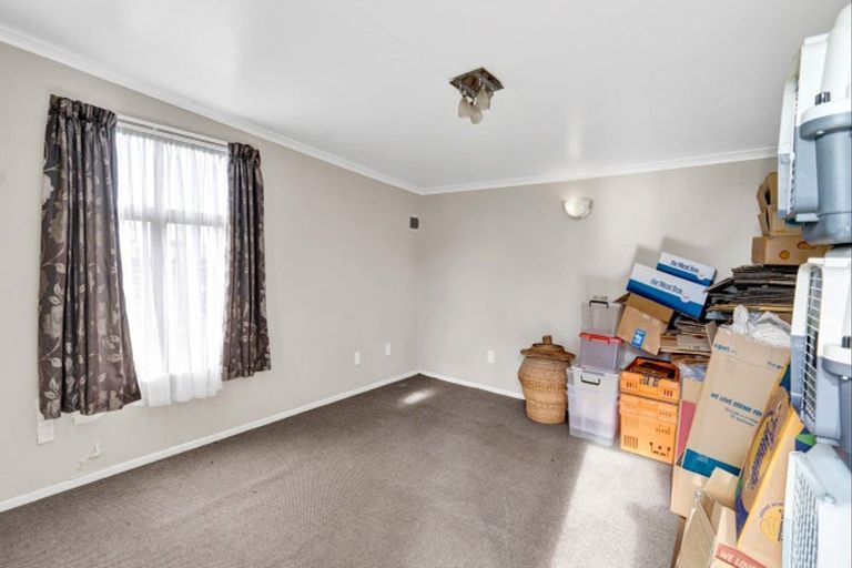 Photo of property in 12 Hunter Street, Normanby, Hawera, 4614