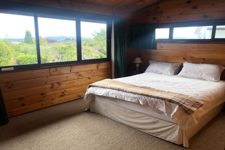 Photo of property in 14 Normand Place, Richmond Heights, Taupo, 3330