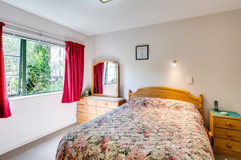 Photo of property in 6a Kokako Place, Taradale, Napier, 4112