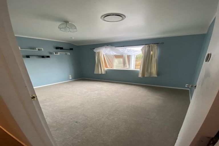 Photo of property in 101 Hillcrest Drive, Kelvin Grove, Palmerston North, 4414