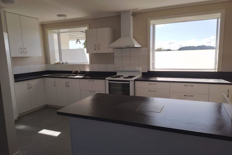 Photo of property in 39 Otuhiwai Crescent, Tikipunga, Whangarei, 0112