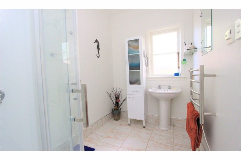 Photo of property in 21 Main Road, Havelock, 7100