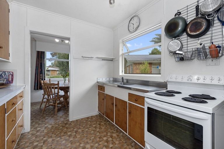 Photo of property in 54 Pulham Crescent, Queenwood, Hamilton, 3210