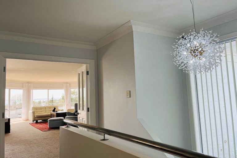 Photo of property in 21 Bleakhouse Road, Howick, Auckland, 2014