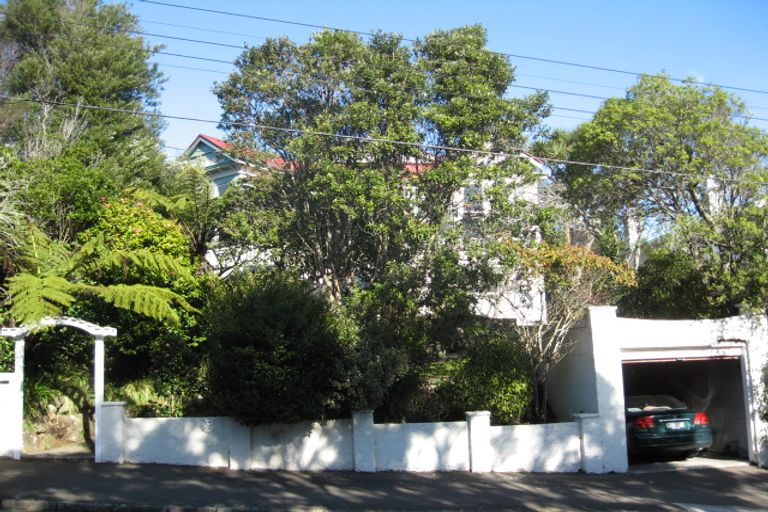 Photo of property in 13 Plymouth Street, Karori, Wellington, 6012
