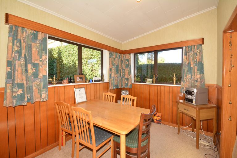 Photo of property in 25 Kaikorai Valley Road, Kaikorai, Dunedin, 9010