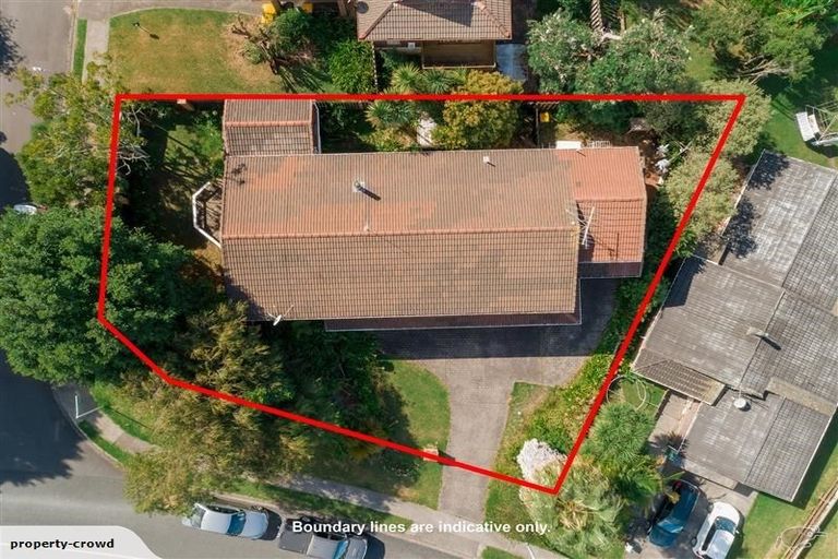 Photo of property in 124 Stapleford Crescent, Browns Bay, Auckland, 0630