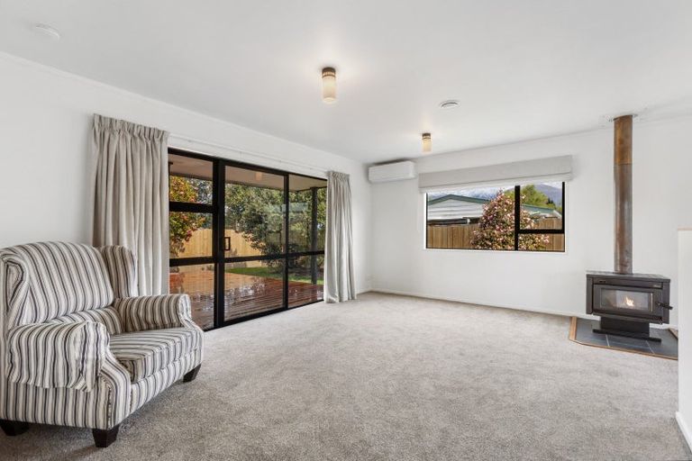 Photo of property in 9a Ragan Lane, Wanaka, 9305