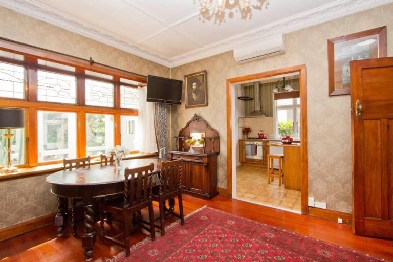 Photo of property in 33 Totara Crescent, Woburn, Lower Hutt, 5010