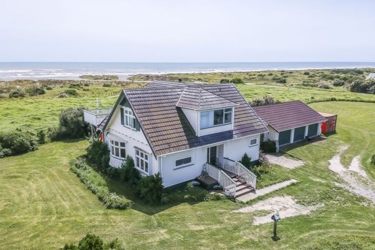 Photo of property in 55 Kapiti Lane, Otaki Beach, Otaki, 5512