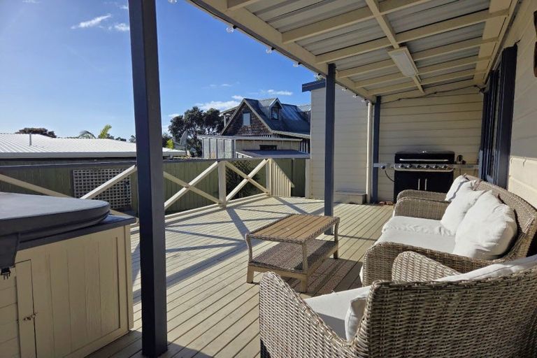 Photo of property in 107 Rimu Place, Matarangi, Whitianga, 3592