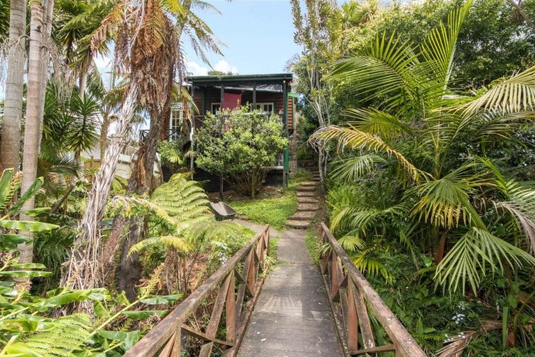 Photo of property in 75 Gardner Avenue, New Lynn, Auckland, 0600