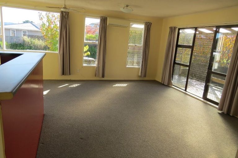 Photo of property in 57 Mazengarb Road, Paraparaumu Beach, Paraparaumu, 5032