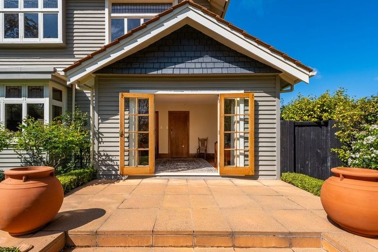 Photo of property in 34 Heaton Street, Merivale, Christchurch, 8052