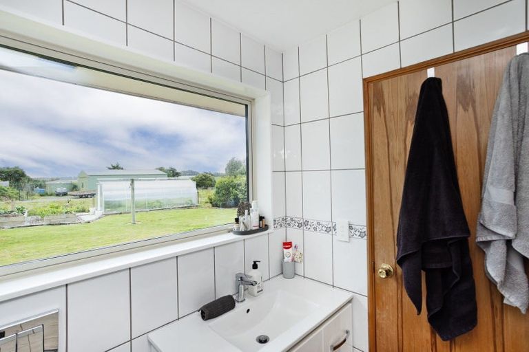 Photo of property in 1 Rakahouka Hedgehope Road, Rakahouka, Invercargill, 9872