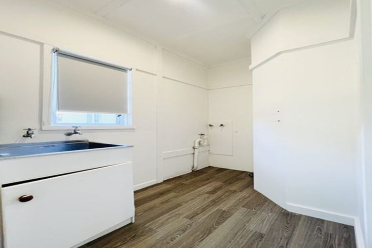 Photo of property in 279 Massey Road, Mangere East, Auckland, 2024